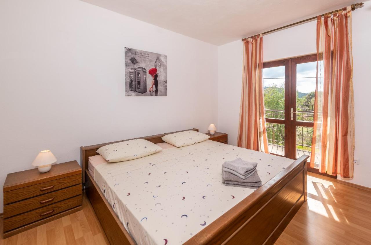 Central Dalmatian Pool&Grill House Gustirna Экстерьер фото