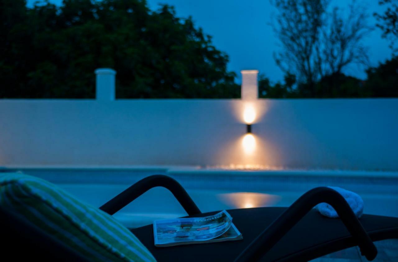 Central Dalmatian Pool&Grill House Gustirna Экстерьер фото